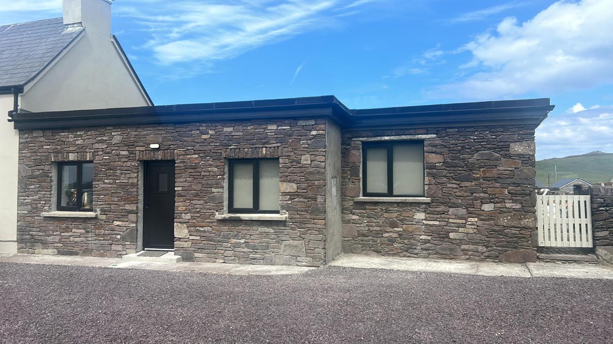 Dingle Chalet Guest Accommodation Esterno foto